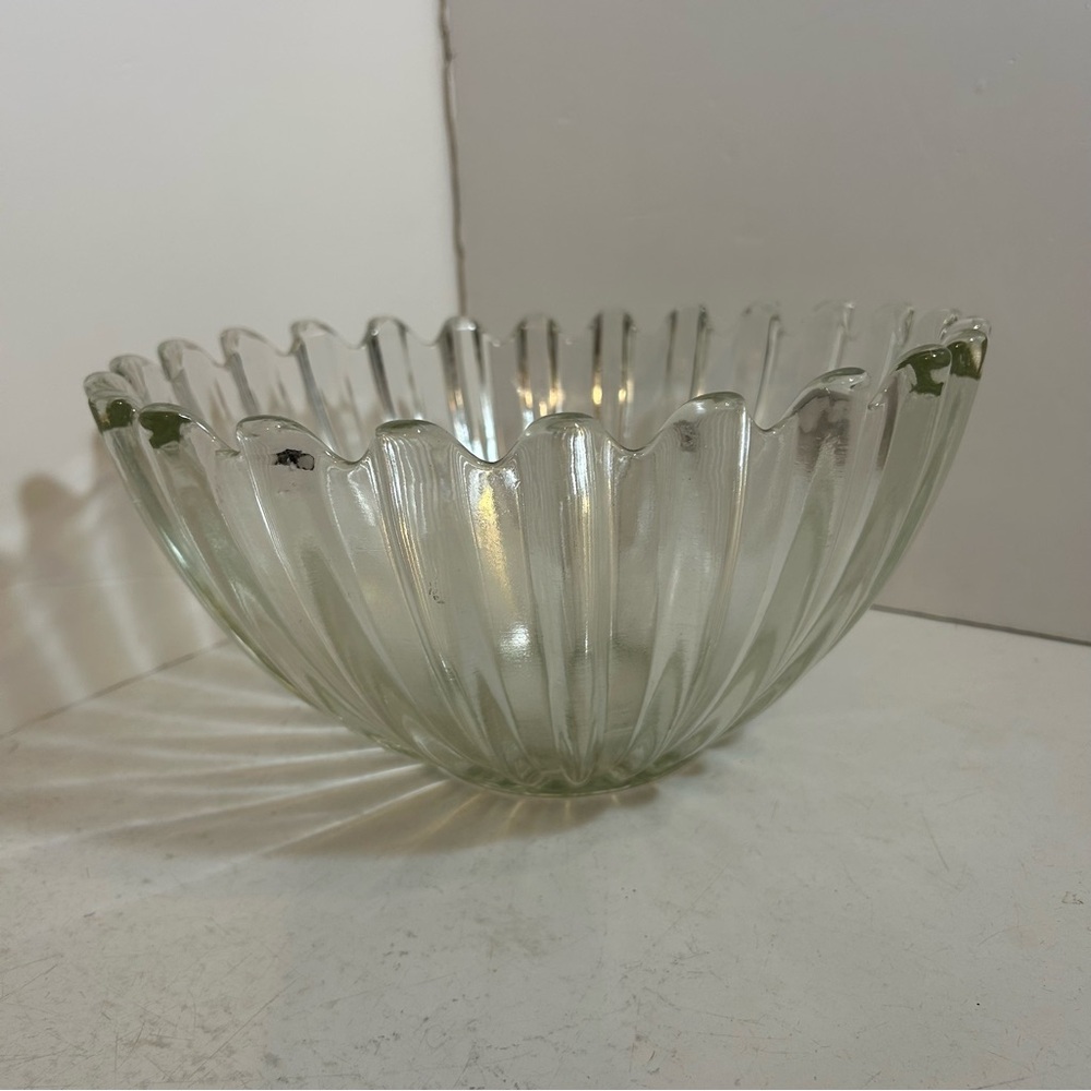 Vintage MCM federal glass large scallopedโ celestial clear punch bowl
